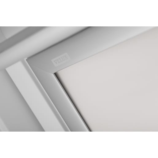 VELUX Manual Blackout Blind 78 x 118cm from 2014 White